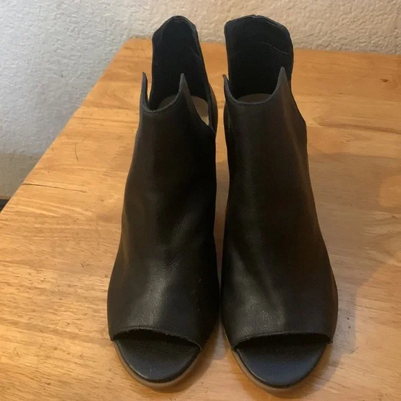 Steve Madden Black leather Ankle Boots with Block Heel - Picture 8 of 8